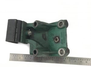 Jobb első motor tartó volvo 21880434/21418697