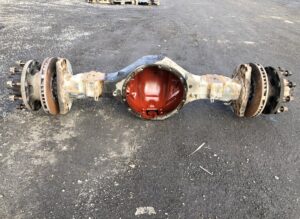 Hátsó tengely keresztgerenda volvo motor 3192473-11