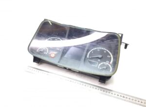 Műszerfal óra mercedes a0084465921 – 0084465921, a9614464021, a9614466621, a0084467821, a0084465521, a0094460021, a0104460021, a0104464621, 9614464021, 9614466621, 0084467821