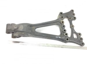 Jobb felső stabilizátor rúd tartó, hajtótengelyhez – mercedes a9603257814