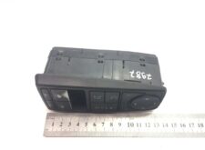 Bal oldali elektromos ablakkapcsoló MAN – kódok 81258067080, 81258067092, 81258067107