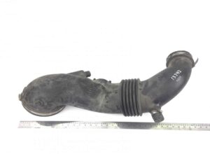 Légbeszívó cső levegőszűrőtől turbófeltöltőig scania 1484464