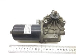 Man 81264016138/40/41/43/33 szélvédő törlőmotor, 24v