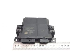 Ajtóvezérlő egység mercedes-benz a9604461032 zgs001 temic 28. 4000-5815. 3
