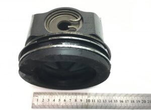 Dugattyú mercedes a4700300817 (4700300817) – átmérő 10 cm