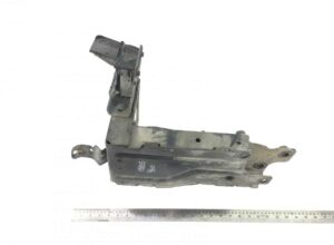 Támogatás alsó jobb lépcsőlap mercedes a9606601230 9606601230 a9606602341 a9606607541 9606602341 9606607541