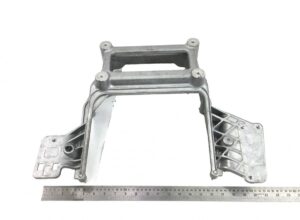 Volánoszlop tartó mercedes a9604610235 (9604610235)