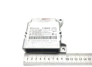 Airbag vezérlőegység mercedes a0004461242 bosch 0285011657
