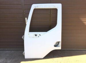 Bal ajtó volvo model x – fehér