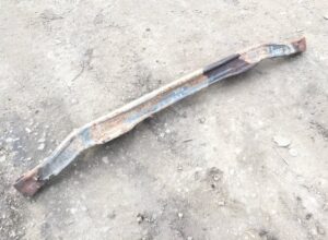 Első tengely keresztmerevítő mercedes 9016