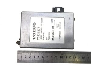 Volvo ajtó vezérlőegység 70329277, master id 70361866, finnország