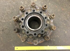 Féktárcsás kerékagy bal hajtótengely volvo – 20593326, 20995144, 21062580, 23108588, 20564467