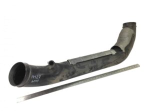Légbeszívó cső levegőszűrőtől turbófeltöltőig volvo 21080323