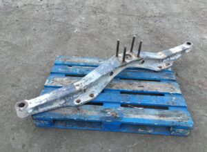 Másodlagos keresztmerevítő volvo 21461543