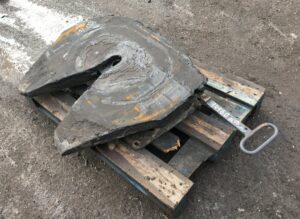 Renault 5010147508 ötödik kerék – használt, fa raklapon