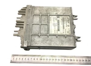 Sebességváltó vezérlőegység ecu bosch 0 281 001 034 – scania 1895823/1944492/2087629