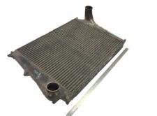 Intercooler Volvo – Kódok: 3183747, 20566842, 20758816, 20936050, 22235314, 8113220, 1676631, 1665242, 85000766, 20735696