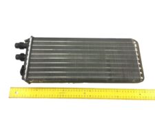 Iveco 42578109 Fülke fűtőradiátor, méret: 32x16 cm