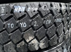Volvo kerék 295/80r22. 5 215/80 2022
