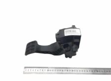 Renault gyorsítópedál pozícióérzékelővel P/N 7484424567