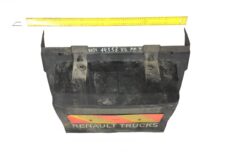 Jobb hátsó sárvédő Renault Trucks hajtott tengely 7421094394