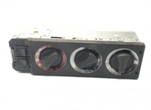 Volvo fülke fűtés vezérlőpanel – 77700214-15