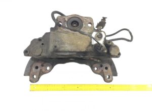 Jobb első féknyereg renault-hoz – kódok: 5010525488, 5010525492, 5010525528, 5001858405, 5001872043, 5010525478, 5010525480, 5010525482, 5010525490