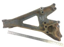 Tartótartó stabilizátor rúd bal felső hajtott tengely Mercedes A9743250309