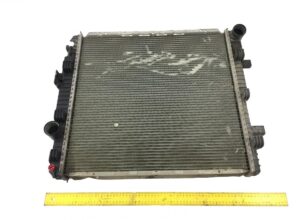 Hűtőradiátor mercedes a9705000403 9705000403 15