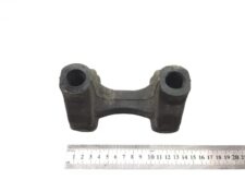 Tartó jobb felső stabilizátor rúd másodlagos tengelyhez Mercedes A9603230220 (9603230220)