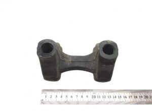 Tartó jobb felső stabilizátor rúd másodlagos tengelyhez mercedes a9603230220 (9603230220)