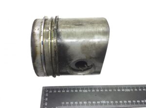 Motor dugattyú, 80 mm átmérő, használt