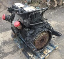 Volvo motor alkatrész 21367268 21422483 85001598 85007598 85013266