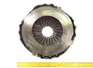 Kuplungnyomólap mercedes – kódok: a0242507103, a0232502901, a0232503001, a0242507003, a0252503601, a0252506001, a0272504101, a0272509901, a0252506101, a0272504201, a0272505201