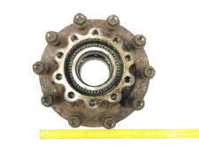 Féktárcsás kerékagy bal hajtótengely Mercedes A9463560201 / 9463560201 / A9603561801 / 9603561801 / A9424230112 / A9424230012 / 9424230112 / 9424230012 / A9424212112 / 9424212112