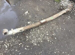 Lamelás első bal tengely man (több kód)