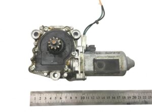 Motor ablakemelő bal volvo – kódok: 1062010, 3176549, 5001833182