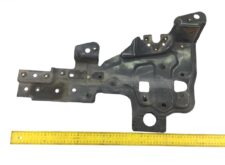 Bal első fényszóró tartó Volvo 84146828 / 82872994
