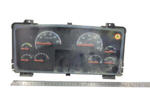 Műszerfal óra volvo-hoz – model 20970778, 21375853, 21573674, 21843943, 22185297, 20801968