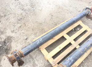 Első kardántengely volvo 20471411 21084025 25641341