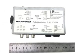 Blaupunkt audio/video kapcsoló 7 607 276 009