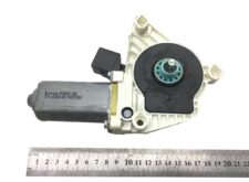 Jobb oldali ablakemelő motor Mercedes 9607201246 A9607201246