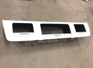 Jobb felső tárolórekesz volvo kabinhoz 20826893 / 21144182 / 20564189 / 20584353 / 20360215 / 21518326