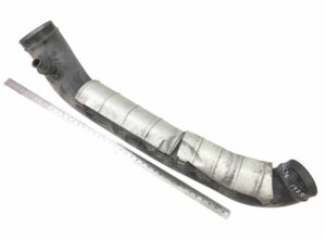 Légbeömlő cső turbófeltöltőhöz volvo 21169035/21551667