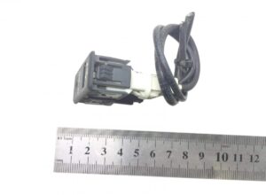 Usb és aux csatlakozós man panel, termékkód 81254320515 (8125432-0515-12)