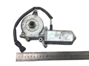 Jobb oldali ablakemelő motor volvo 24425138, 1714812, 5001852886, 1400756