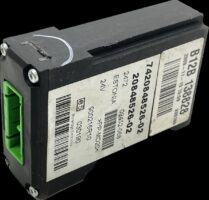 Sebességváltó vezérlőegység ECU Volvo 7420848526-02 24V Észtország