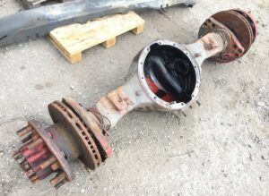 Hátsó tengely keresztgerenda volvo motorhoz 1671987 22324064-11
