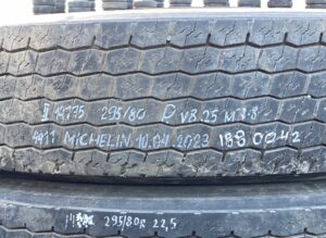 Scania kerék 295/80r22. 5 147/145m michelin 4411