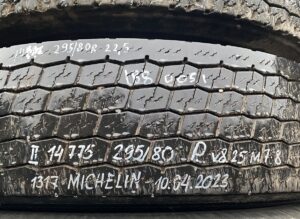 Scania kerék 295/80r22. 5 michelin 2023. 04. 10.